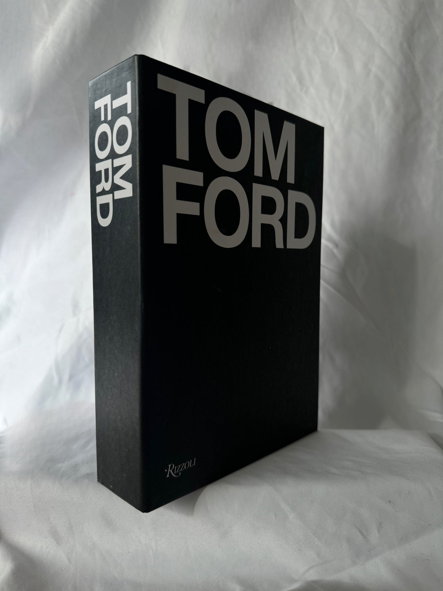 Geschlossenes Hardcover no. 2