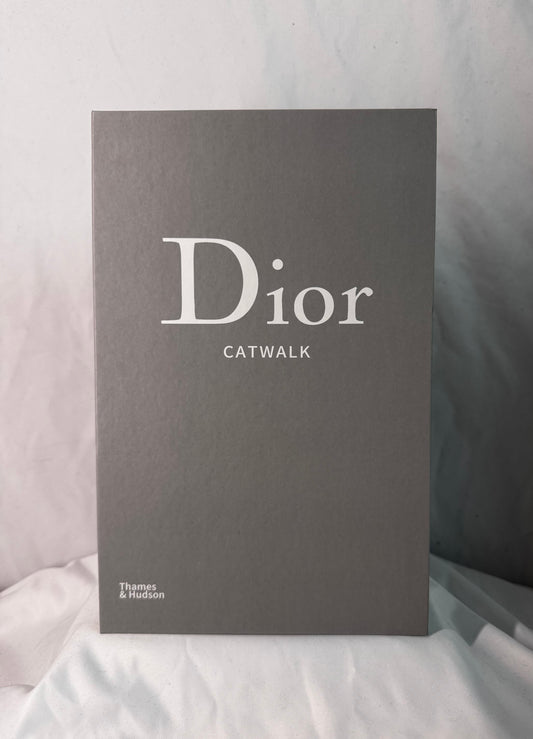 Aufklappbares Hardcover no. 9