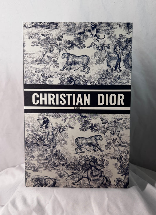 Aufklappbares Hardcover no. 8